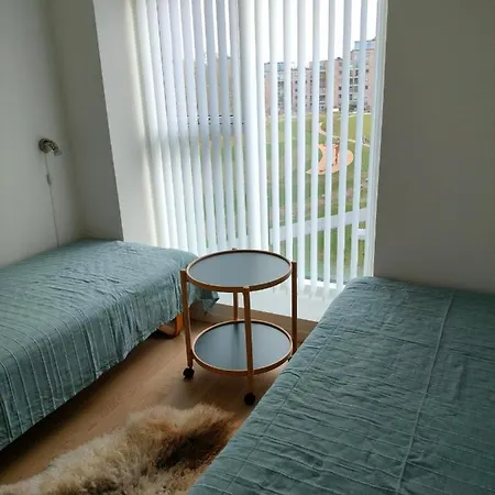 Ny Bolig I Gronne Omgivelser. *